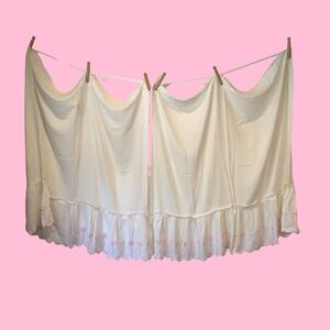 Vintage Ivory & Pink Embroidered Curtain Panels 2 Cafe Curtains 34x35
